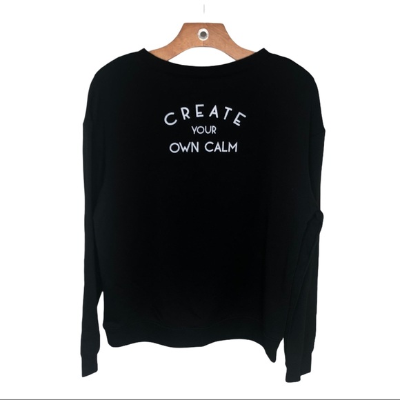 Miken FLOW Yoga Sweatshirt Black Lotus Top NEW - Picture 3 of 6